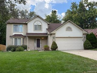 22291 Arbor Lane, Farmington Hills, MI 48336