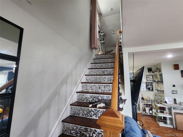 5 Konig Court, Roosevelt, NY 11575