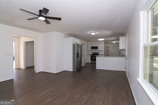 331 Deerfield Road, Hogansville, GA 30230