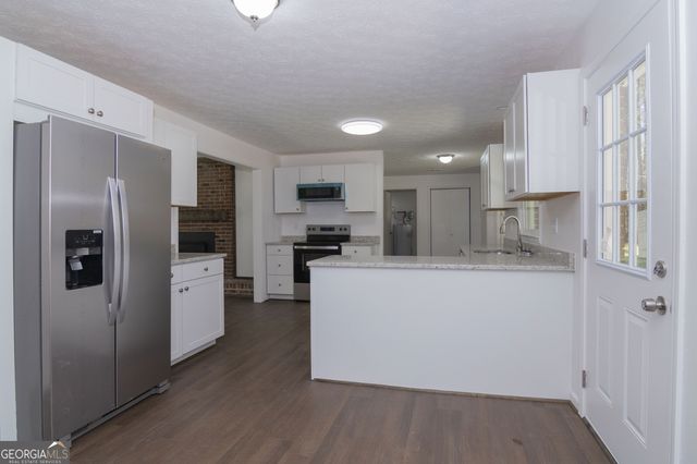 331 Deerfield Road, Hogansville, GA 30230