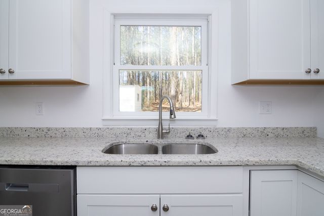 331 Deerfield Road, Hogansville, GA 30230