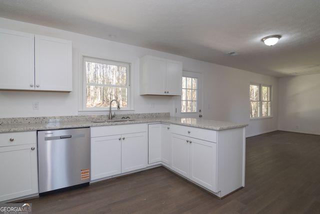 331 Deerfield Road, Hogansville, GA 30230