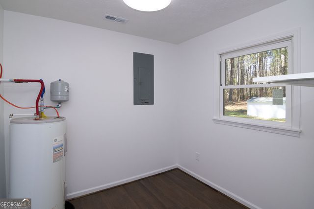 331 Deerfield Road, Hogansville, GA 30230