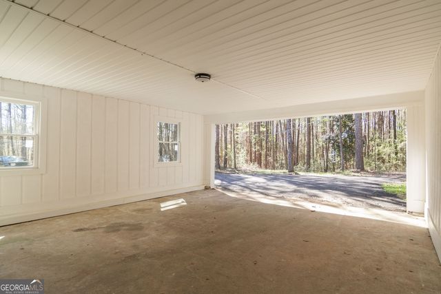 331 Deerfield Road, Hogansville, GA 30230