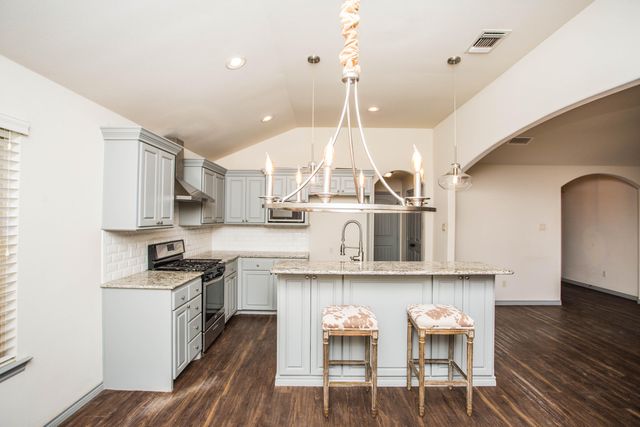 2312 102nd Street, Lubbock, TX 79423