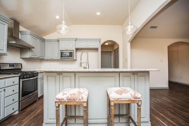 2312 102nd Street, Lubbock, TX 79423