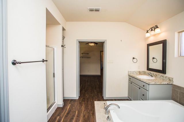 2312 102nd Street, Lubbock, TX 79423