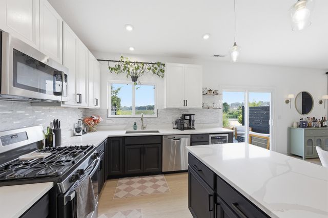 4872 Amber Crossing Drive, Columbus, OH 43232