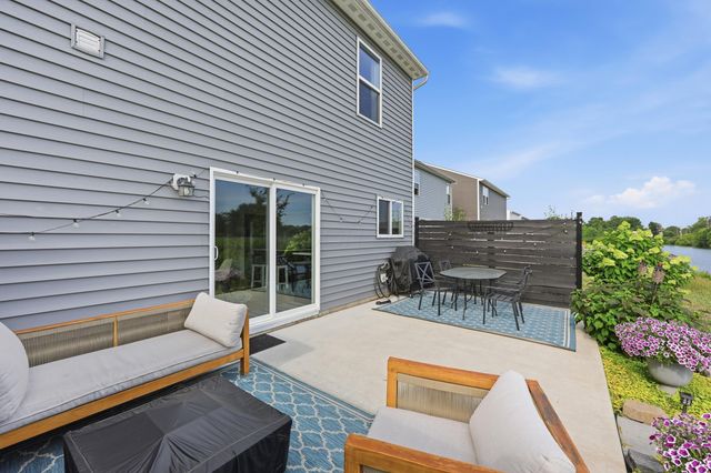 4872 Amber Crossing Drive, Columbus, OH 43232