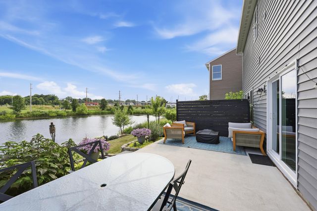 4872 Amber Crossing Drive, Columbus, OH 43232