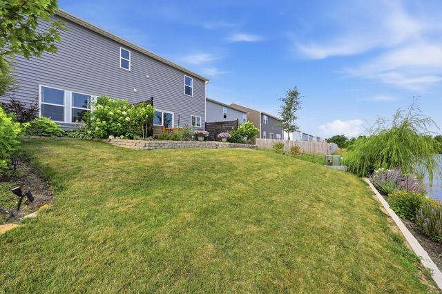 4872 Amber Crossing Drive, Columbus, OH 43232