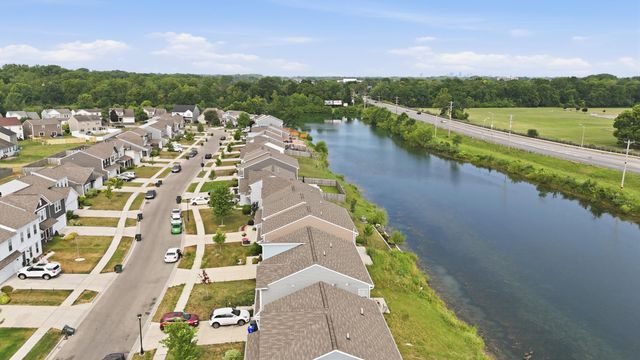 4872 Amber Crossing Drive, Columbus, OH 43232