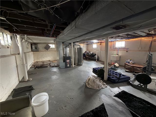 4723 E 94th Street, Garfield Heights, OH 44125