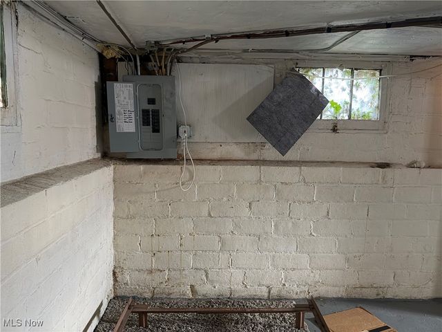 4723 E 94th Street, Garfield Heights, OH 44125