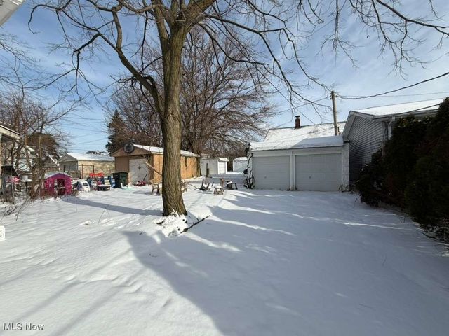 4723 E 94th Street, Garfield Heights, OH 44125