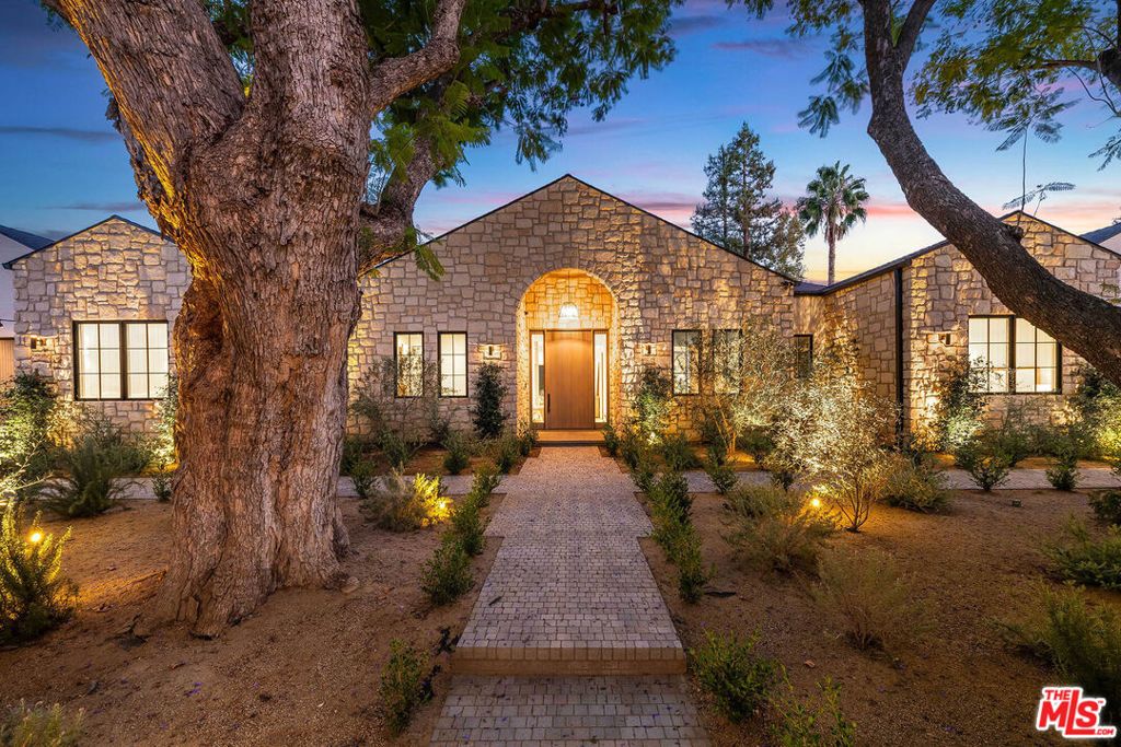 19024 Sprague Street, Tarzana, CA 91356 — exterior