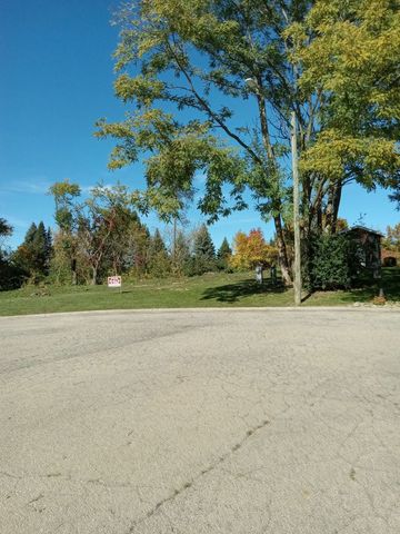 379 Woodside Place, Dixon, IL 61021