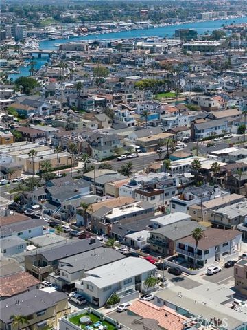 116 42nd Street, Newport Beach, CA 92663