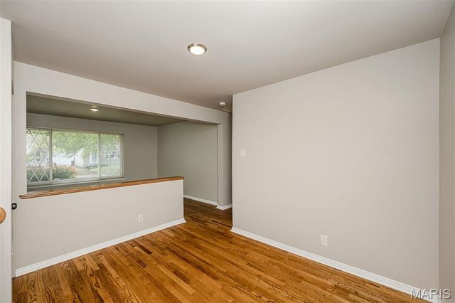 7121 Leona Street, St Louis, MO 63116
