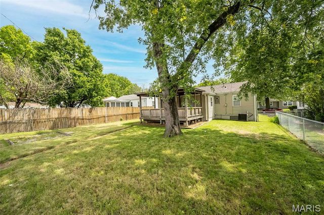 7121 Leona Street, St Louis, MO 63116