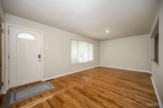 7121 Leona Street, St Louis, MO 63116
