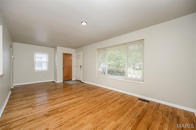 7121 Leona Street, St Louis, MO 63116
