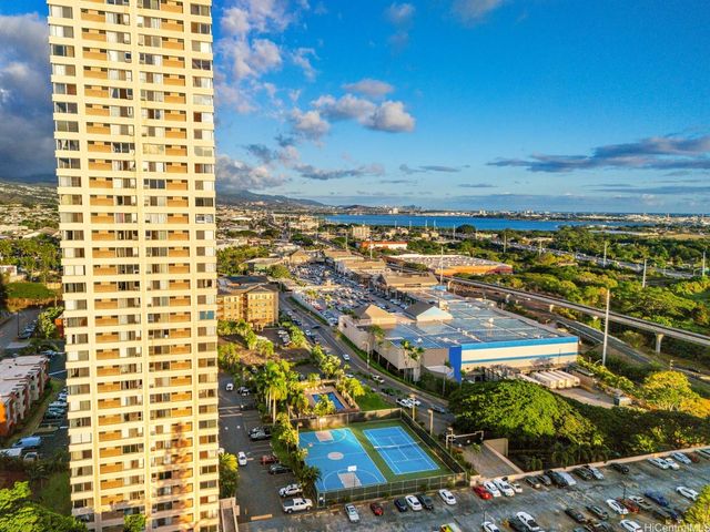 1060 Kamehameha Highway 3302B, Pearl City, HI 96782