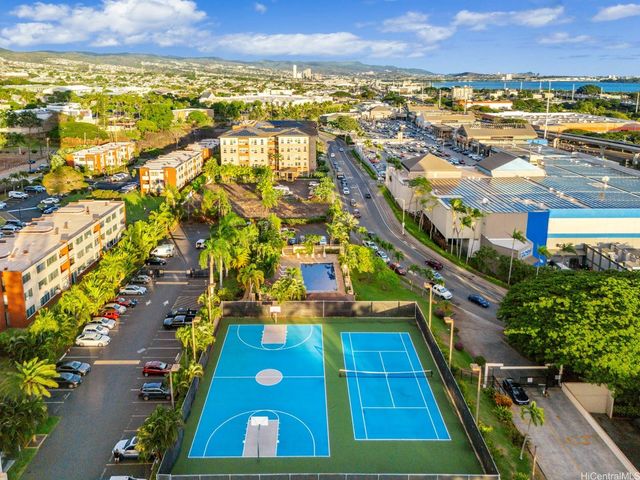 1060 Kamehameha Highway 3302B, Pearl City, HI 96782