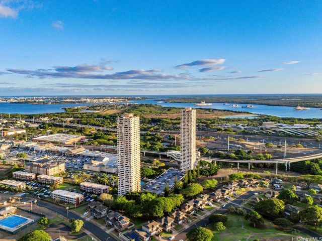 1060 Kamehameha Highway 3302B, Pearl City, HI 96782