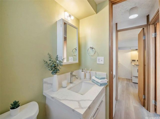 1060 Kamehameha Highway 3302B, Pearl City, HI 96782