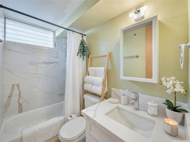 1060 Kamehameha Highway 3302B, Pearl City, HI 96782