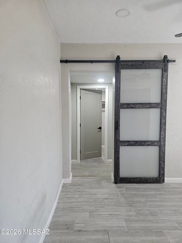 1700 E Grant Road, Tucson, AZ 85719