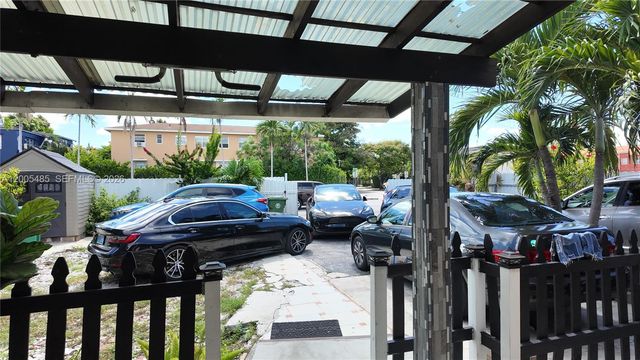 1410 SW 22nd Ave, Miami, FL 33145