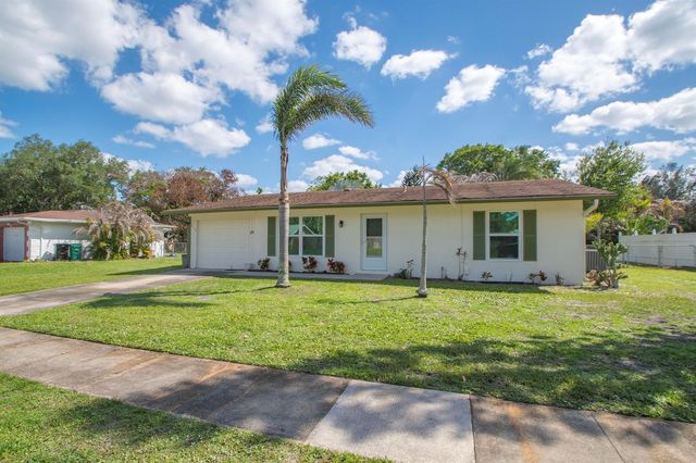 268 SW Lucero Drive, Port St. Lucie, FL 34983