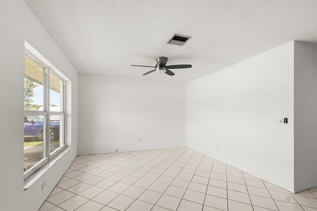 268 SW Lucero Drive, Port St. Lucie, FL 34983