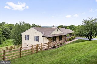 306 CONGO NIANTIC RD, Barto, PA 19504