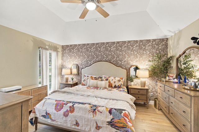 1639 Catherine Street, Midlothian, TX 76065