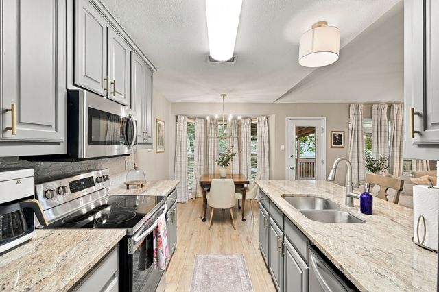 1639 Catherine Street, Midlothian, TX 76065