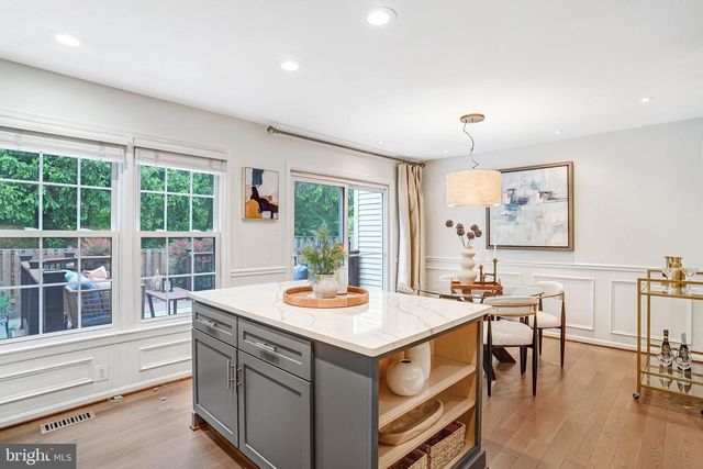 4467 HOLLY AVE, Fairfax, VA 22030
