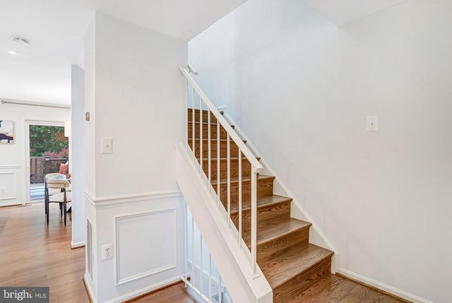 4467 HOLLY AVE, Fairfax, VA 22030