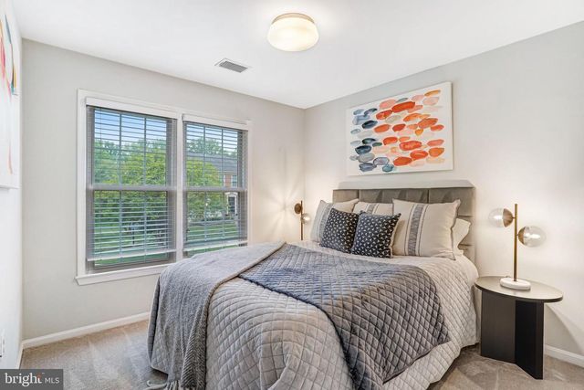 4467 HOLLY AVE, Fairfax, VA 22030