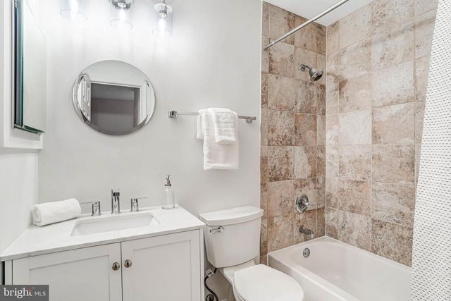 4467 HOLLY AVE, Fairfax, VA 22030