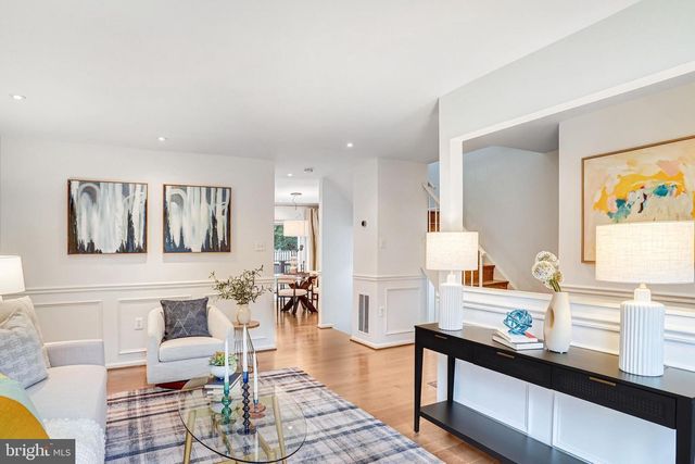 4467 HOLLY AVE, Fairfax, VA 22030