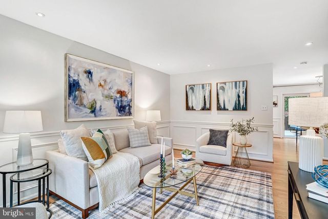 4467 HOLLY AVE, Fairfax, VA 22030