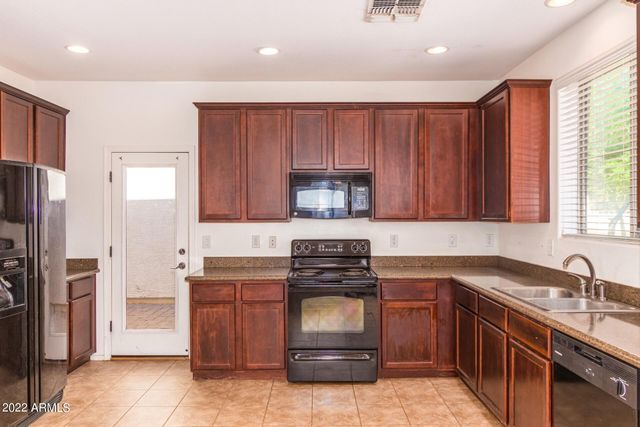 1732 E ELGIN Street, Gilbert, AZ 85295