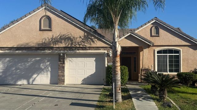 1936 W Heather Lane, Hanford, CA 93230