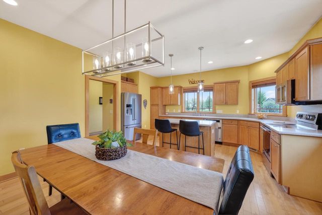 325 Breckenridge Road, Verona, WI 53593