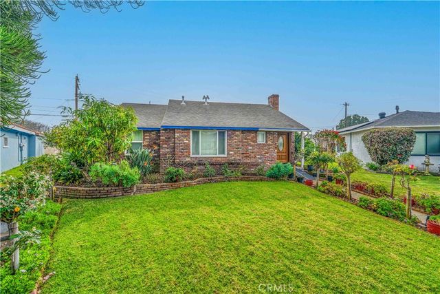 12738 Gurley, Downey, CA 90242