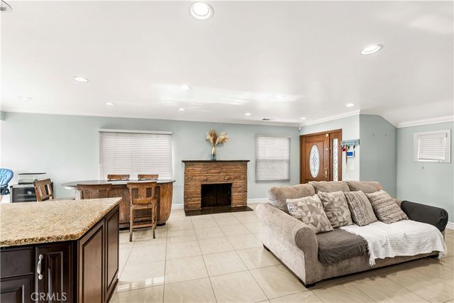 12738 Gurley, Downey, CA 90242