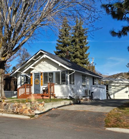 129 Henry Street, Klamath Falls, OR 97601